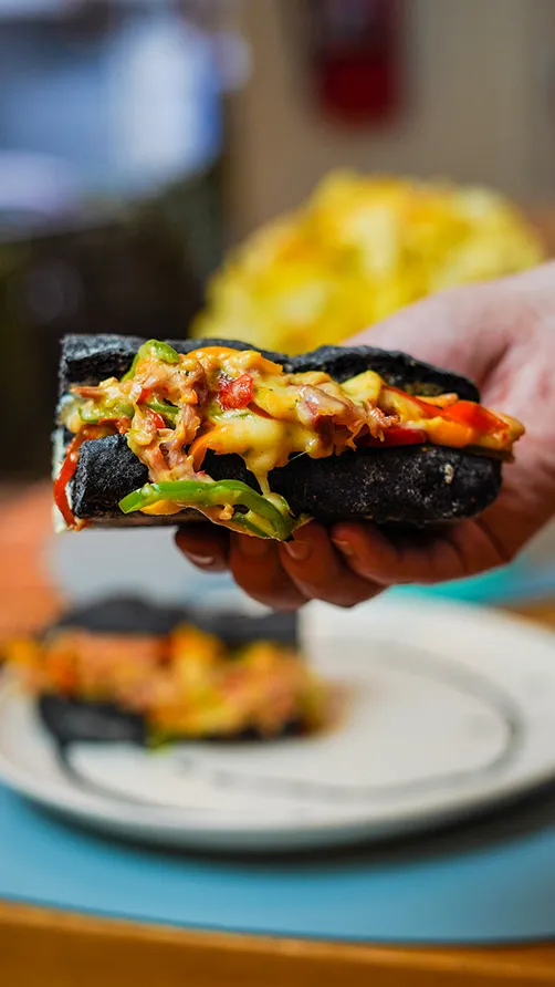 Chakra black sandwich